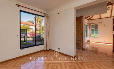 Arriendo con compromiso de compra  casa a pasos de Walker Martinez. Seguro microbarrio.