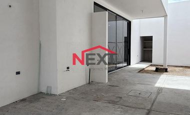 Venta Casa con 4 recamaras, una en planta baja y cocina integral incluida, Las Huertas Residencial, Arteaga