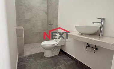 Venta Casa con 4 recamaras, una en planta baja y cocina integral incluida, Las Huertas Residencial, Arteaga