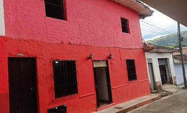 VENTA de CASAS en EBEJICO