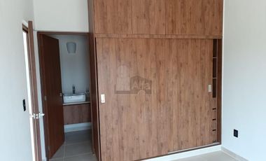 Departamentos en Renta o Venta de 2 recs y 2 baños en Zona Huayacan y Av Prolongación Av La Luna