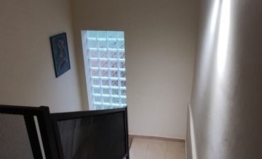 DUPLEX