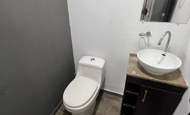 VENTA de CASA COMERCIAL en BUCARAMANGA