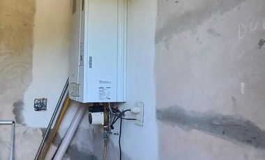venta permuta casa en dos plantas, tres dormitorios calidad premium