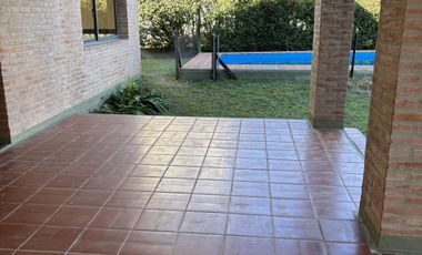 Casa en Alquiler de 3 dormitorios en Los Sueños, Valle Escondido