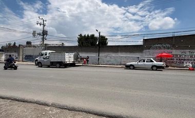 Renta de terreno comercial  sobre avenida.