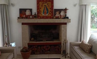 Casa en venta - 4 Dormitorios 3 Baños - Cañuelas