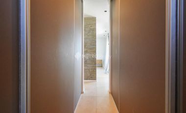 Casa en venta 5 ambientes hormigon minimalista en puertos escobar