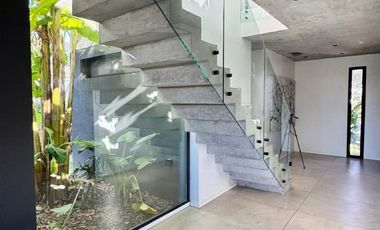 Casa en venta 5 ambientes hormigon minimalista en puertos escobar