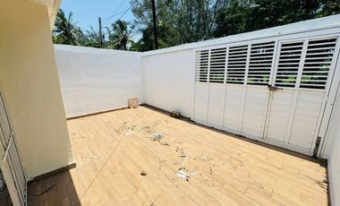 Casa en renta en Veracruz col las Brisas frente a área verde