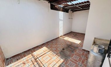 Casa en renta en Veracruz col las Brisas frente a área verde