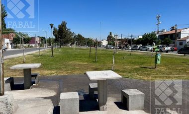 Casa alquiler Belgrano, 3 dormitorios, 3 baños, cochera x 3 autos y patio con parrilla