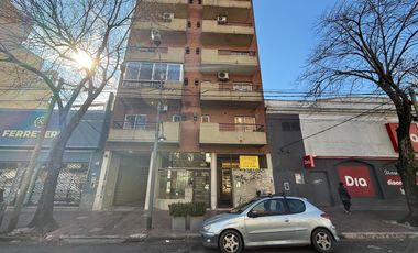 Departamento con cochera en alquiler en Victoria