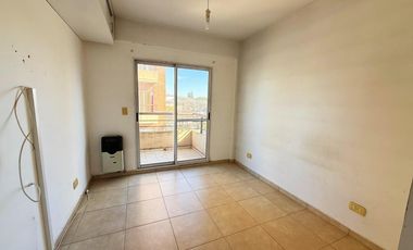 Departamento con cochera en alquiler en Victoria