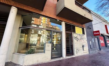 Departamento con cochera en alquiler en Victoria