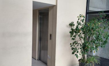 Departamento 2 ambientes en venta en Lomas de Zamora Oeste