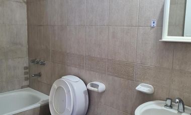 Departamento 2 ambientes en venta en Lomas de Zamora Oeste