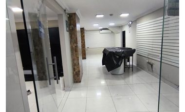 Sector Kennedy, Local Comercial en Renta, 100m2