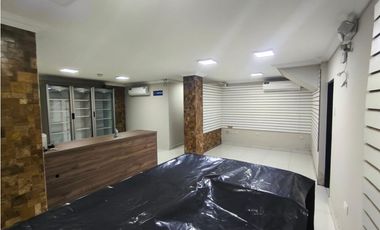 Sector Kennedy, Local Comercial en Renta, 100m2