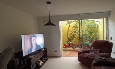 Vendo Casa De Dos Plantas En Conjunto Residencial La Herrería 5, Hacienda El Castillo.