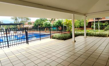 Vendo Casa De Dos Plantas En Conjunto Residencial La Herrería 5, Hacienda El Castillo.