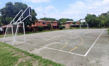 Vendo Casa De Dos Plantas En Conjunto Residencial La Herrería 5, Hacienda El Castillo.
