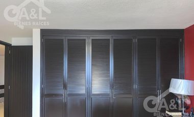 Casa en Venta en Fraccionamiento Lomas del Tejar con Jardin