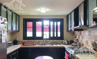 Casa en Venta en Fraccionamiento Lomas del Tejar con Jardin