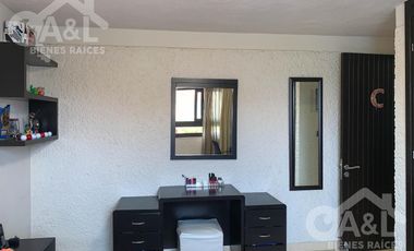 Casa en Venta en Fraccionamiento Lomas del Tejar con Jardin