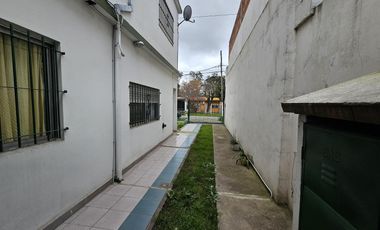 Casa - Burzaco