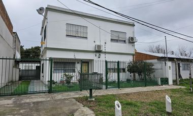 Casa - Burzaco