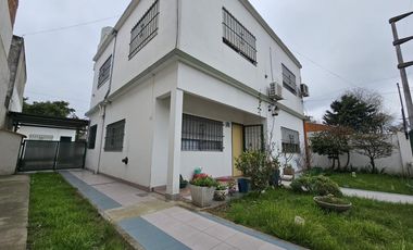 Casa - Burzaco