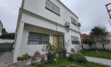Casa - Burzaco