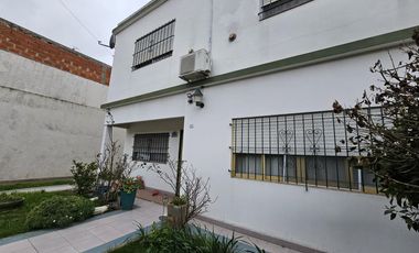 Casa - Burzaco