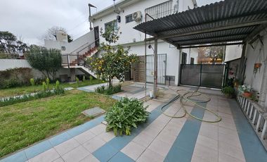 Casa - Burzaco