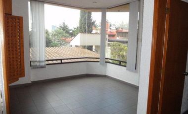 CASA EN RENTA PARQUES DE LA HERRADURA
