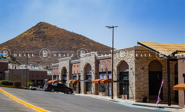 LOCAL COMERCIAL EN RENTA EN PLAZA BASARI