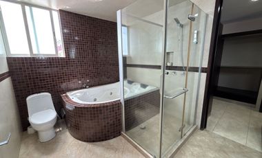 CASA EN RENTA EN ARBOLEDAS