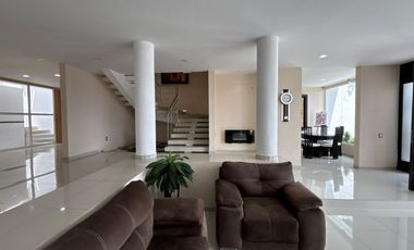 CASA EN RENTA EN ARBOLEDAS