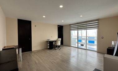 CASA EN RENTA EN ARBOLEDAS