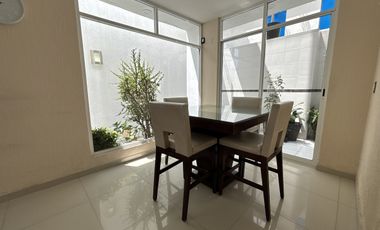 CASA EN RENTA EN ARBOLEDAS