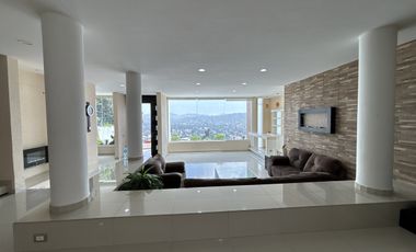 CASA EN RENTA EN ARBOLEDAS