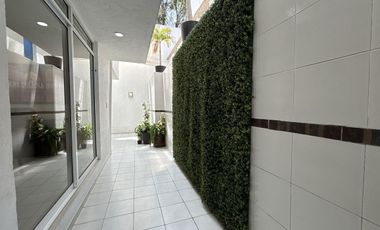 CASA EN RENTA EN ARBOLEDAS