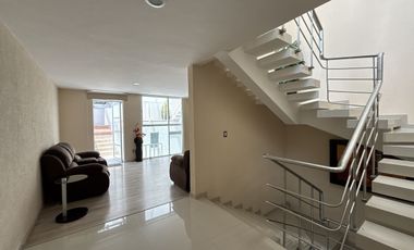 CASA EN RENTA EN ARBOLEDAS