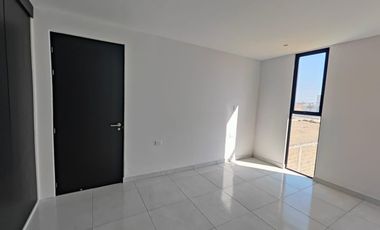 CASA EN RENTA EN FRACCIONAMIENTO SANTO TOMAS, SAN ANDRÉS CHOLULA.