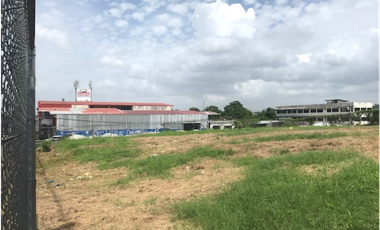 TERRENO DE ESQUINA EN LA 24 DE DICIEMBRE, TOCUMEN