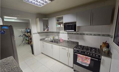 Se ALQUILA Casa en Brisas del Golf