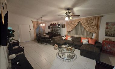 Se ALQUILA Casa en Brisas del Golf