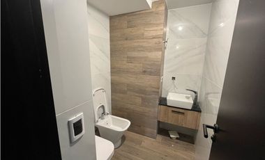 Departamento semipiso A ESTRENAR- 2 Ambientes- Frente al Golf, Alem.