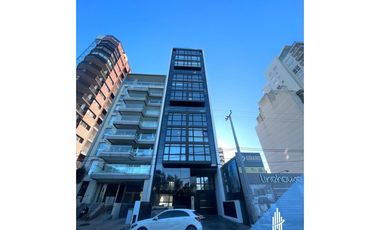 Departamento semipiso A ESTRENAR- 2 Ambientes- Frente al Golf, Alem.